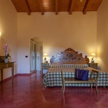 Hotel Barracuda Марина-ди-Кампо Экстерьер фото